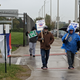Illustration for article titled UAW GM Strikers Prepared To Walk The Line For As Long As It Takes To Get The Perfect Contract